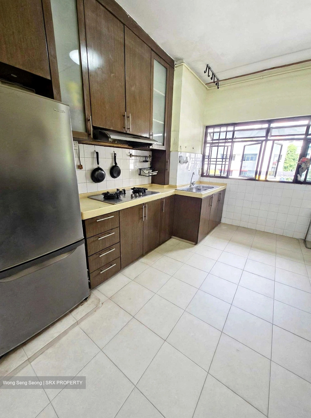 Blk 211 Kovan City (Hougang), HDB 3 Rooms #586148791